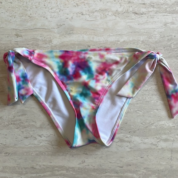 Adore Me Tie-dye bikini - Picture 3 of 3